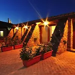 Corsaro Nero Hotel 2*