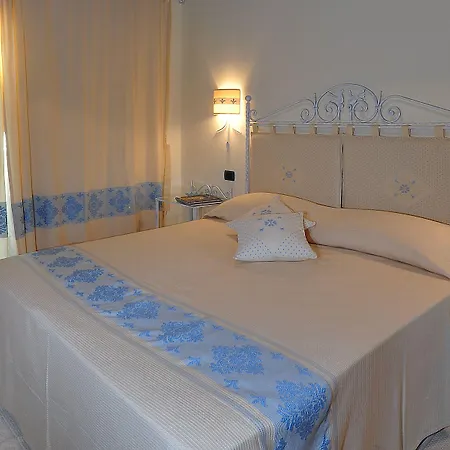 Corsaro Nero 2* Portu Maga