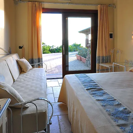 Corsaro Nero Hotell Portu Maga