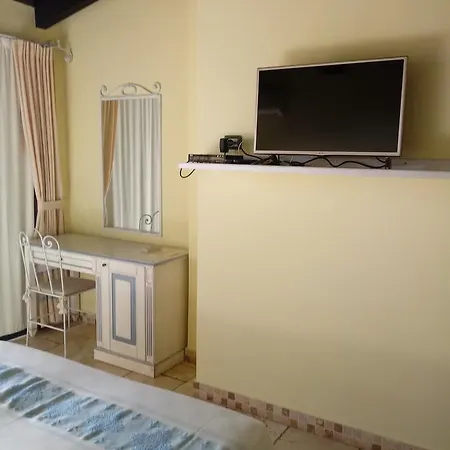 Corsaro Nero Отель
